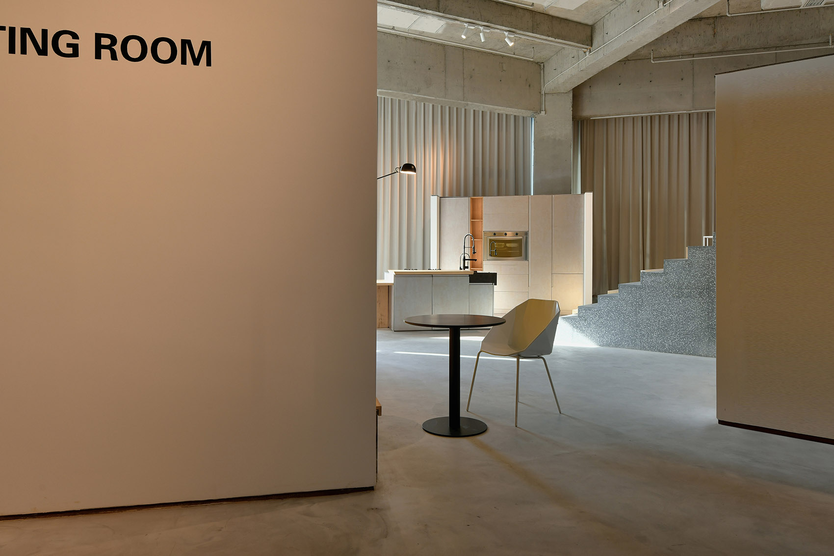 太原·“营造街巷—HANROW WOOD”木作展厅设计 / HOOOLDESIGN