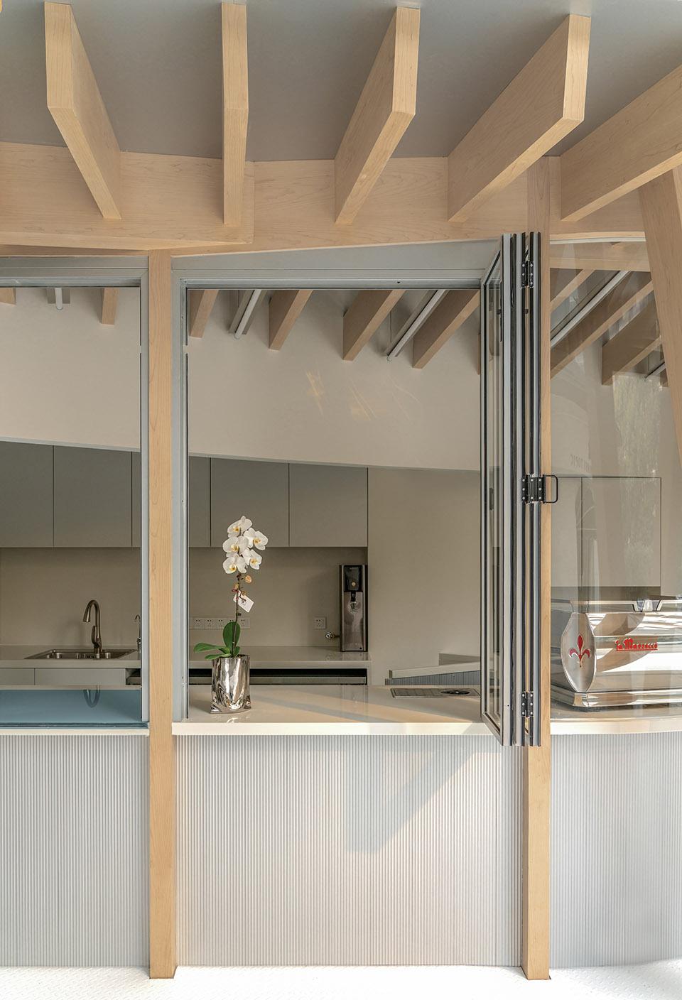 南京·Sco-Soc咖啡店设计 / Mur Mur Lab