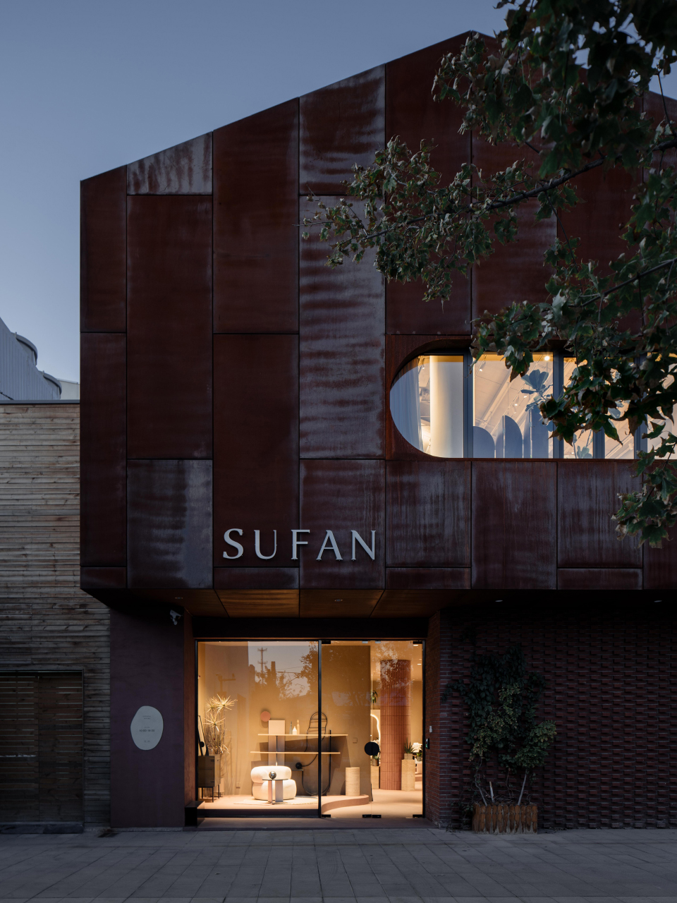 北京·“舒梵”家具展厅设计 / Nothing Deisgn