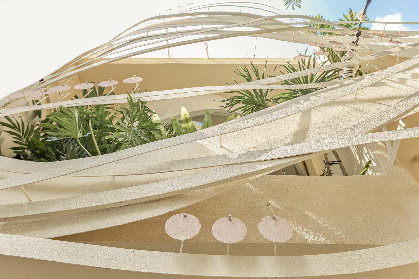 越南胡志明市·September品牌咖啡厅设计 / Red5&amp;Ben Decor