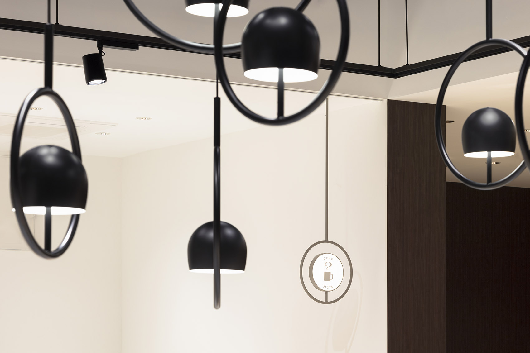 日本·docomo新零售体验店设计 / nendo