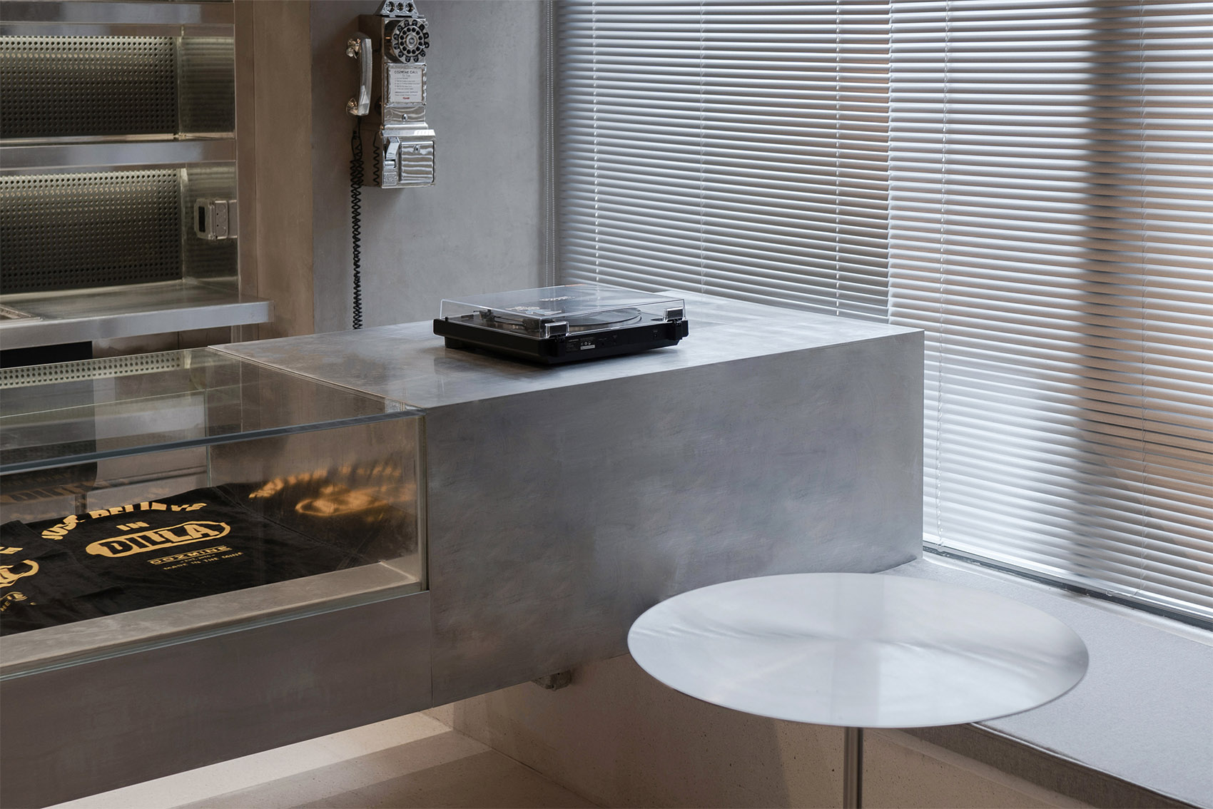 武汉·COZMINE线下集合店设计 / 外物