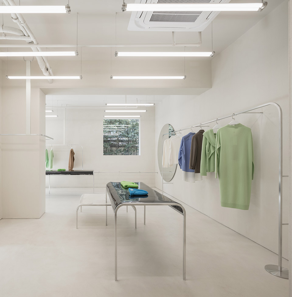 上海·“Short Sentence短句”服装店设计 / AIM 恺慕