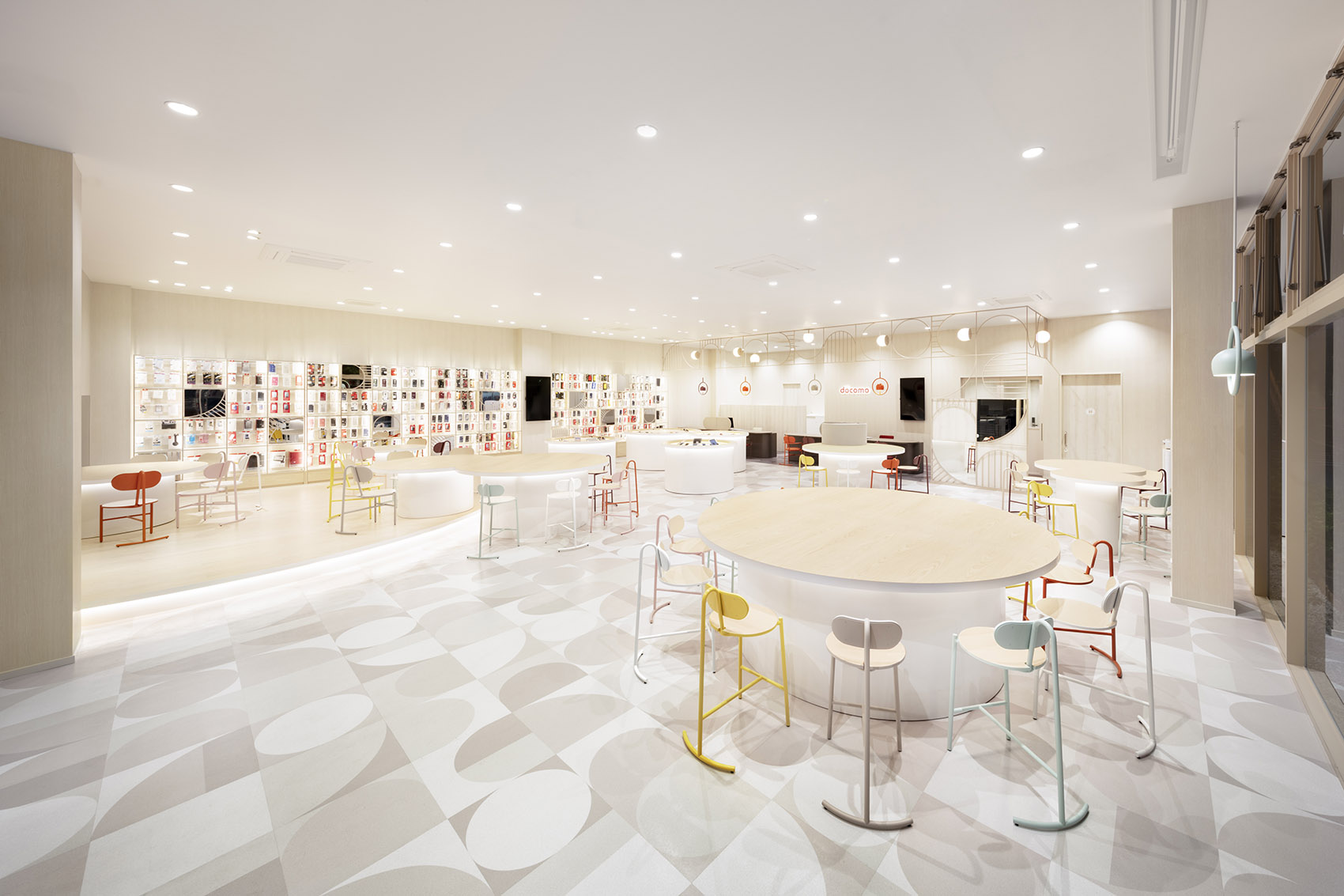 日本·docomo新零售体验店设计 / nendo