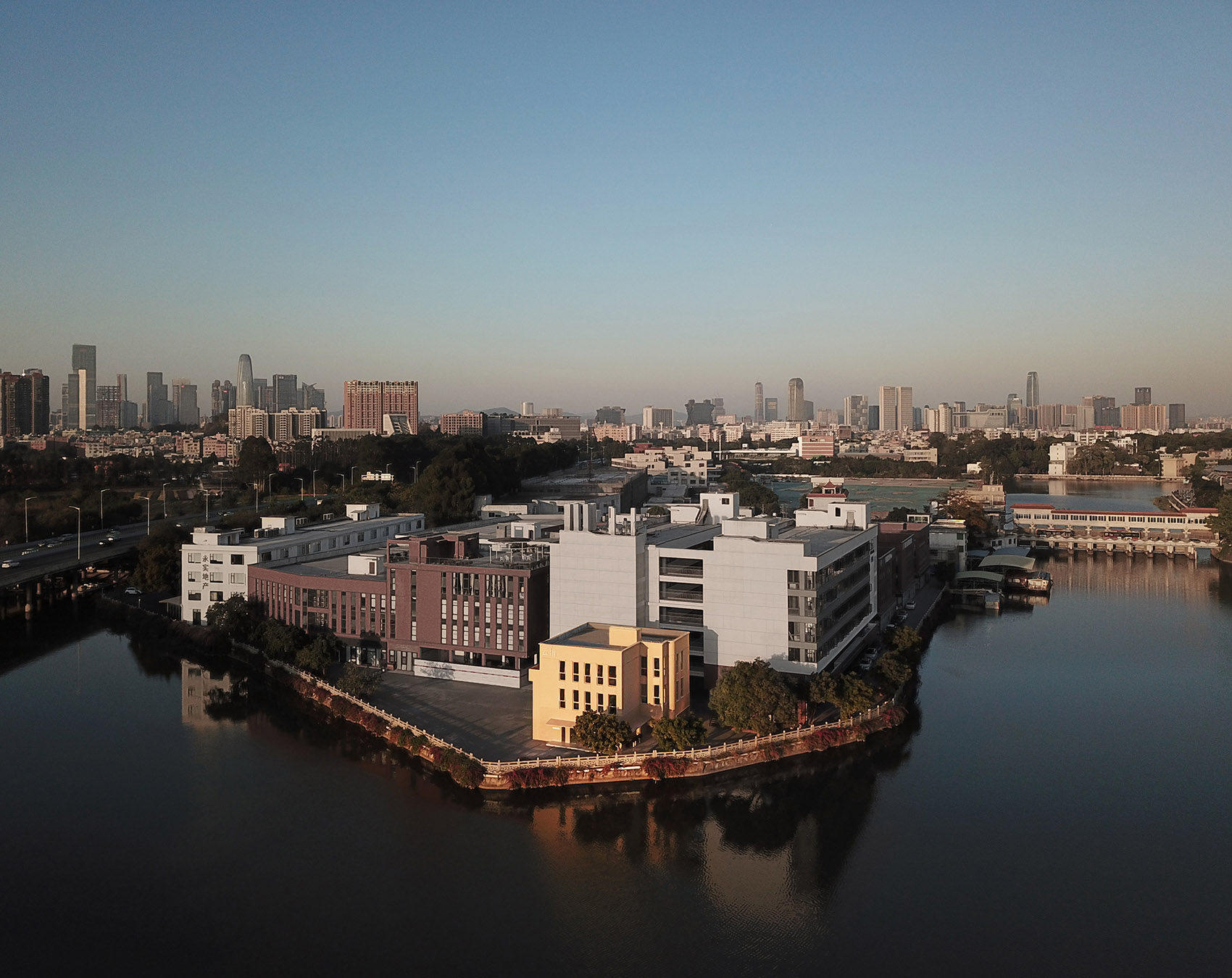 广州·“云惜”香气研究所设计 / 立品