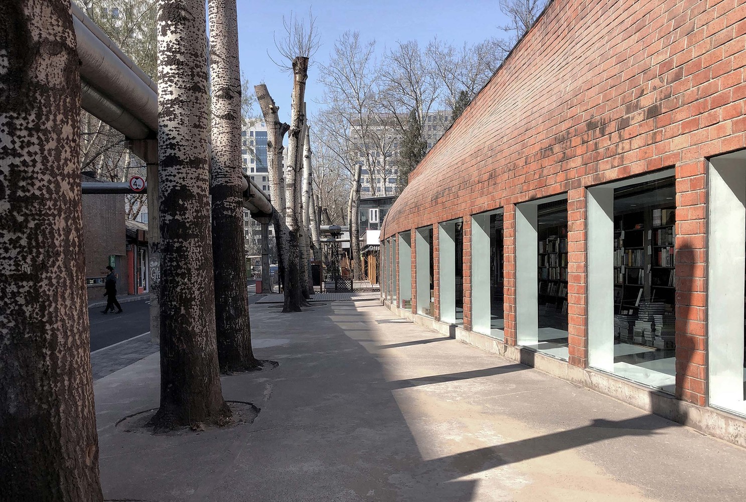 北京798艺术区“佳作书局”书店设计 / 三文建筑