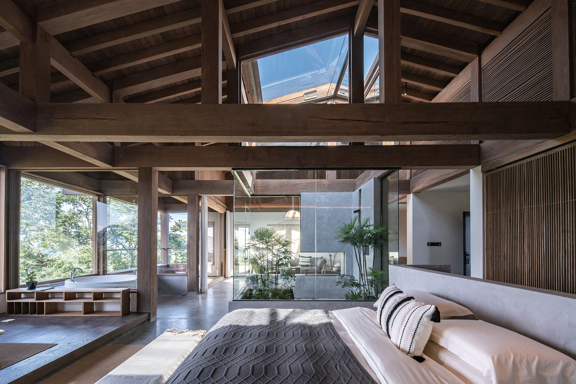 张家界·马儿山燕儿窝民宿 / 尌林建筑