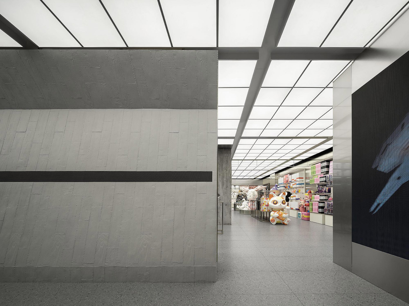 上海·X11潮玩集合全球旗舰店 / BloomDesign