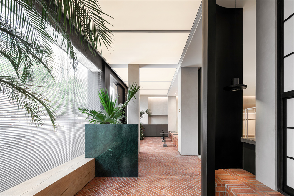 太原·WEI STUFF女装店设计 / 末染