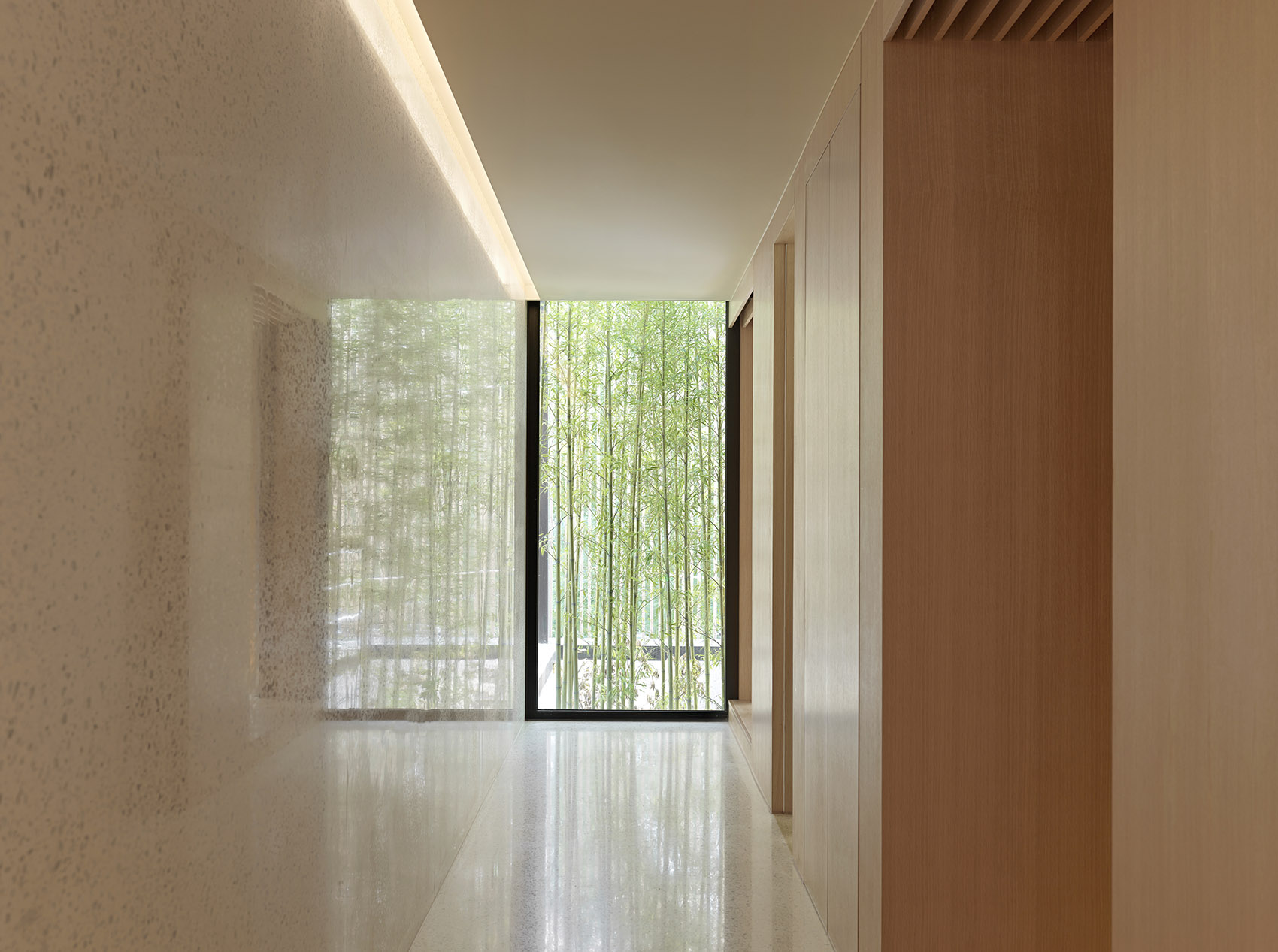 北京·“THE CORNER顺源里十四号”日式酒吧餐厅