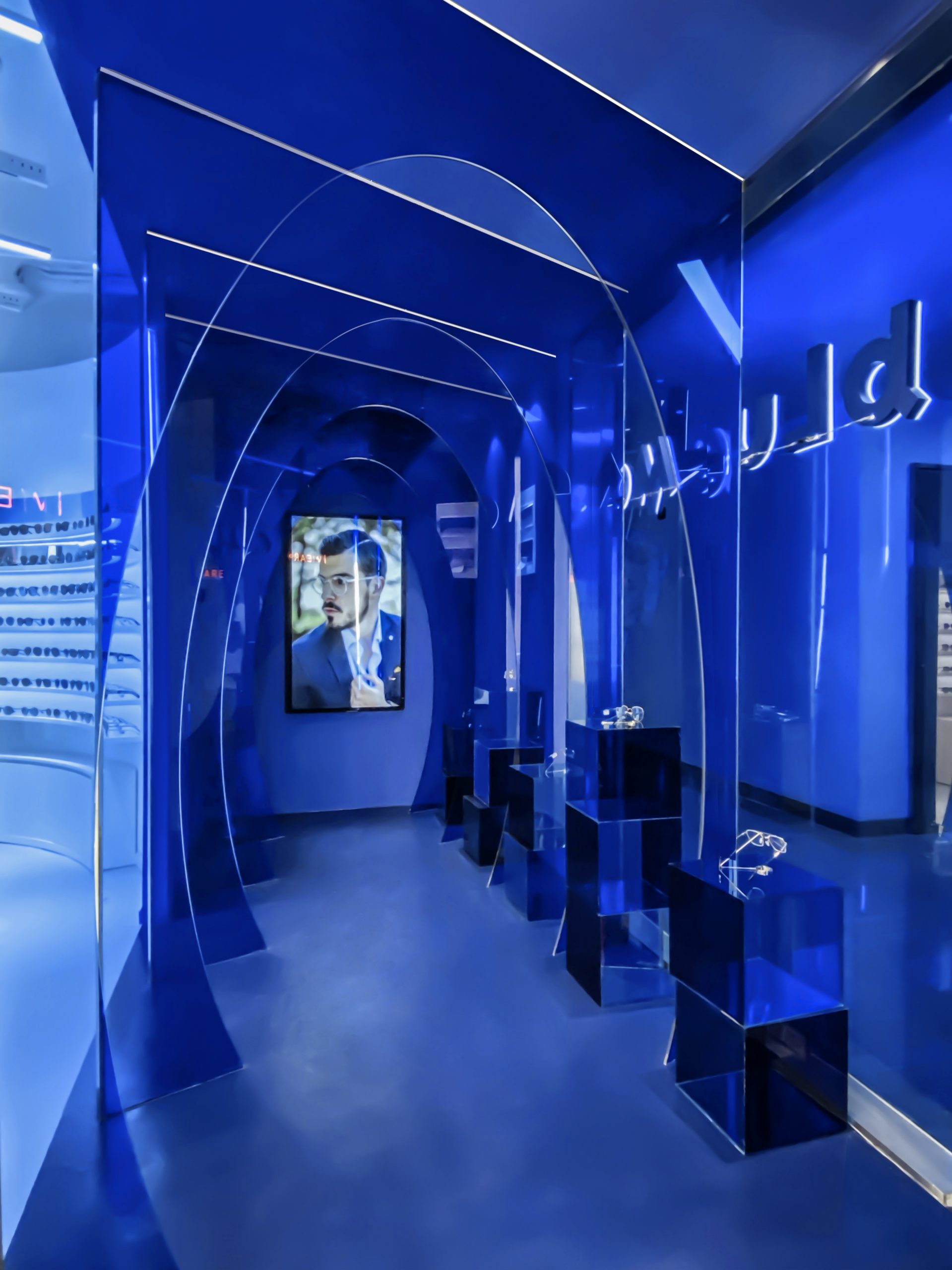 杭州·BLUEMO眼镜店设计 / ICD