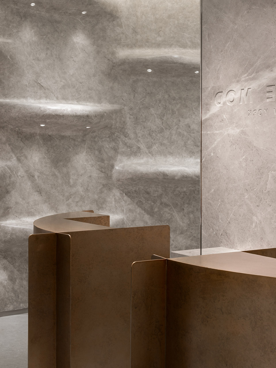 上海·APEDE MOD旗舰店设计 / Say Architects