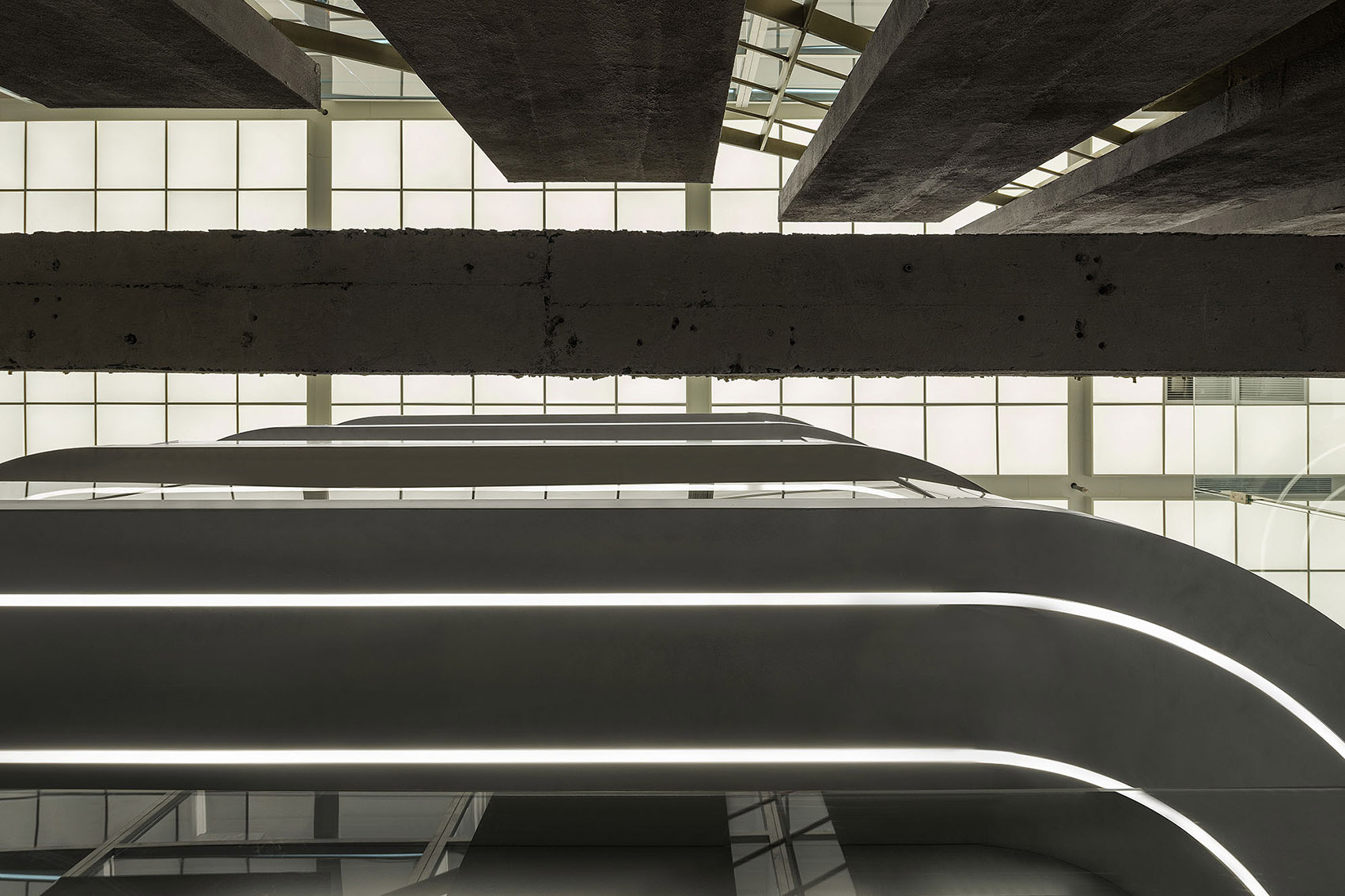 上海·X11潮玩集合全球旗舰店 / BloomDesign