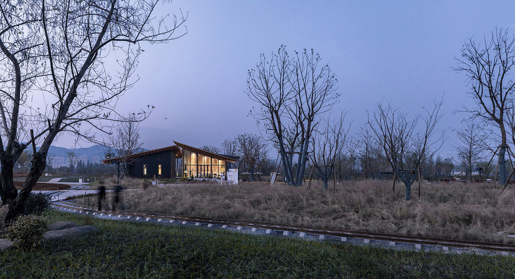 杭州·“阳陂湖湿地”接待中心设计 / 尌林建筑