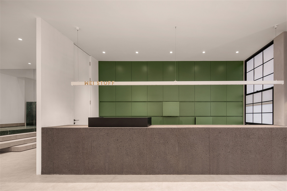 太原·WEI STUFF女装店设计 / 末染