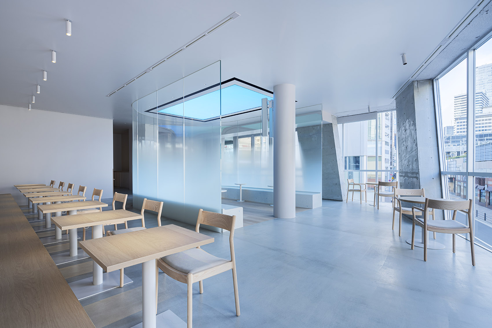 日本大阪·“Blue Bottle Coffee”蓝瓶咖啡厅(梅田茶屋町店) / I IN