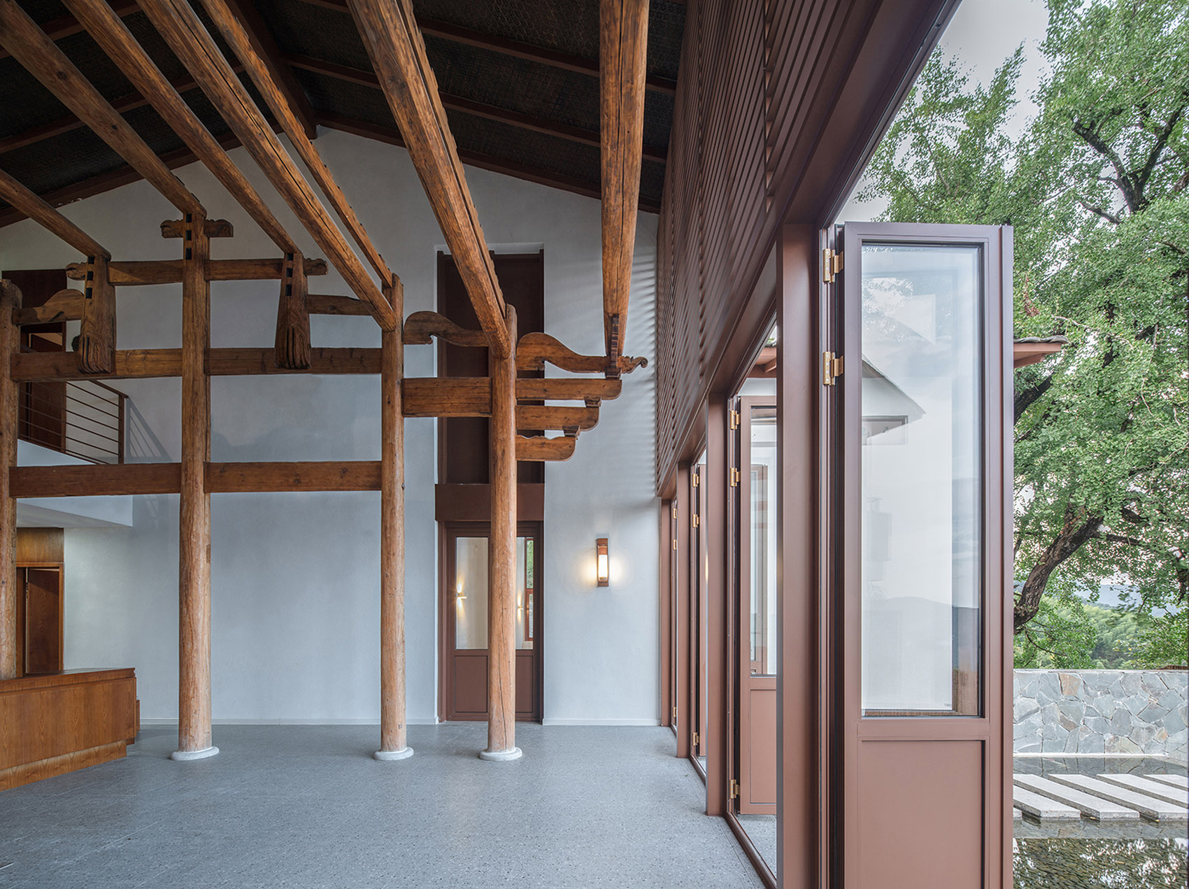 福建泉州·“古杏山舍”民宿设计 / 泛华&amp;回应