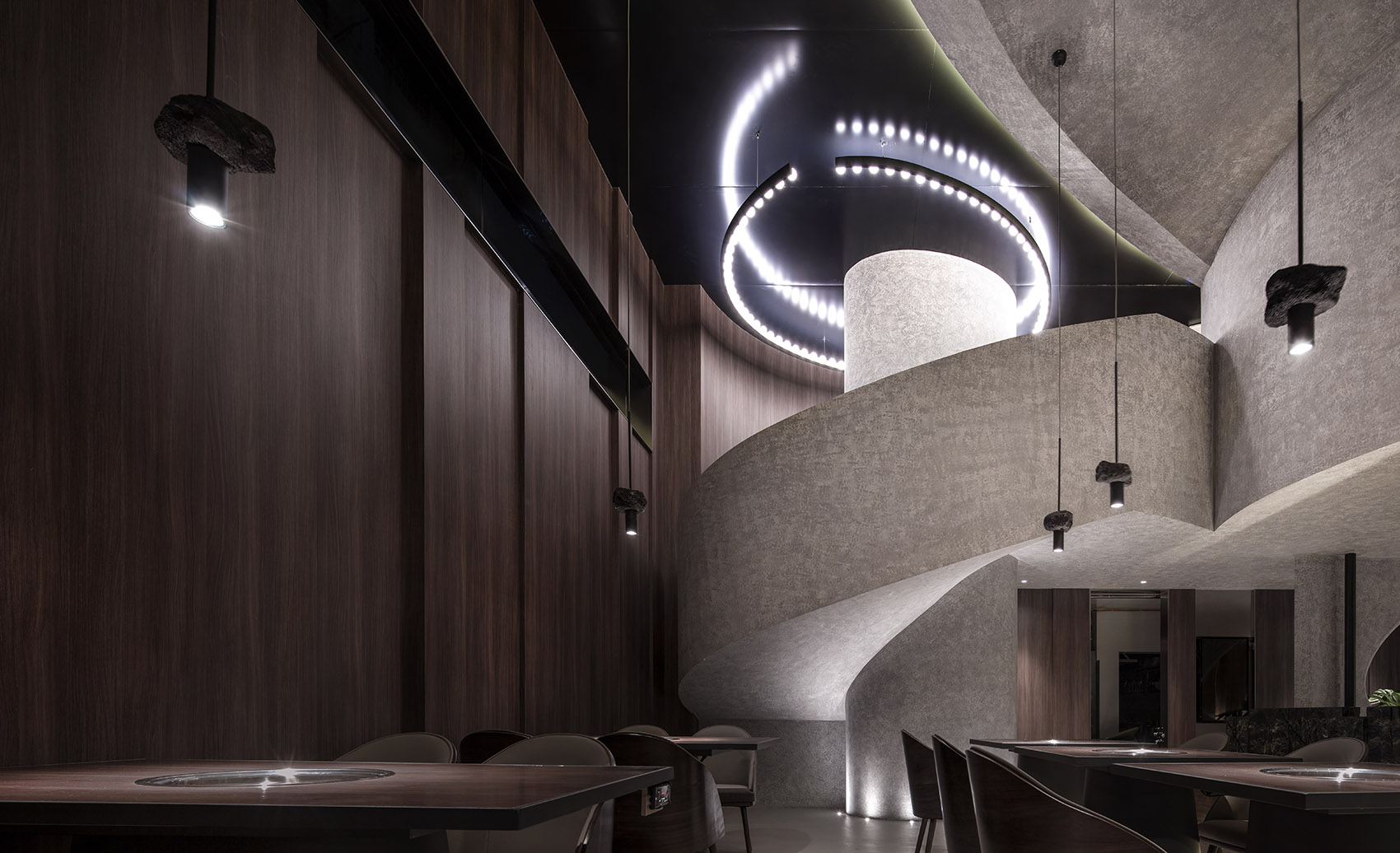 “庆记鲍鱼鸡”餐厅设计·长沙 | 水木言空间设计