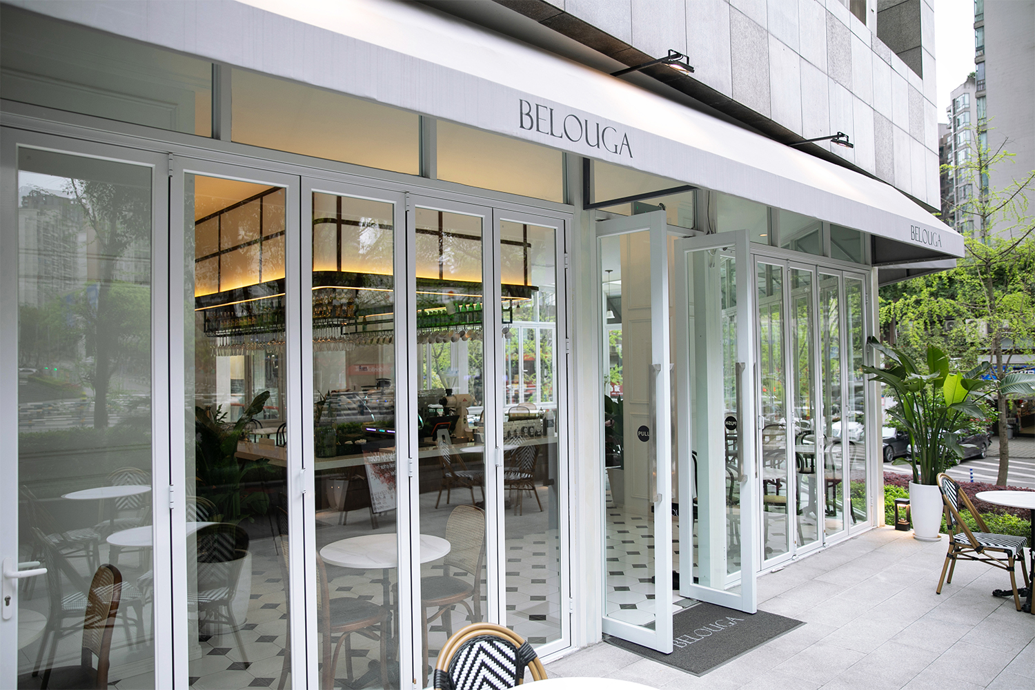 重庆·“BELOUGA白鲸”餐酒吧设计 / KONDAS DESIGN