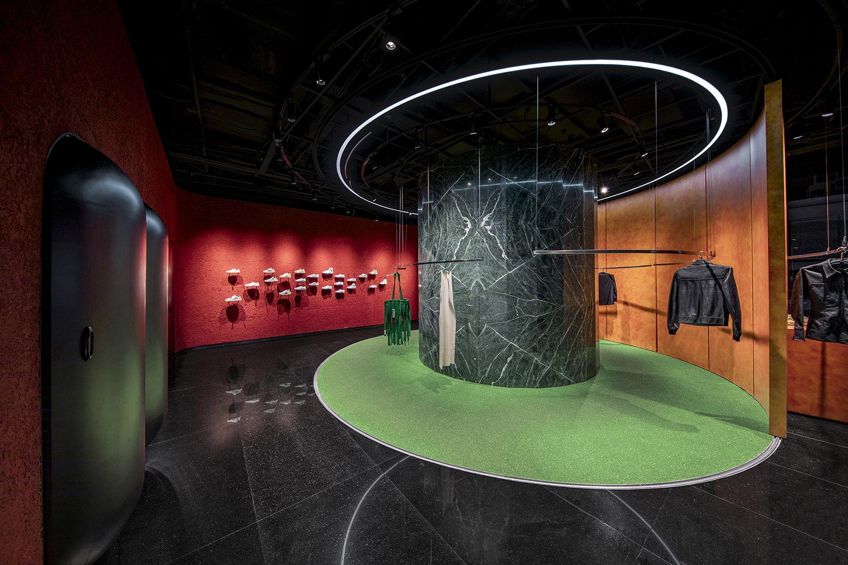 北京·KIKS潮牌店(3.3大厦店) / ROOI诺亿