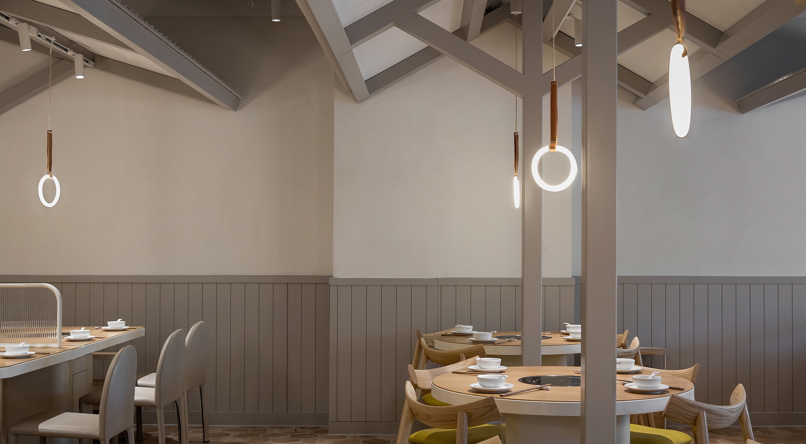 北京·“暖暖锅物”台湾火锅餐厅(暖山店) / 古鲁奇