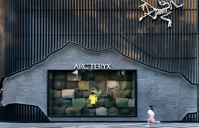 始祖鸟2025秋冬橱窗设计&middot; 中国| PILLS工作室