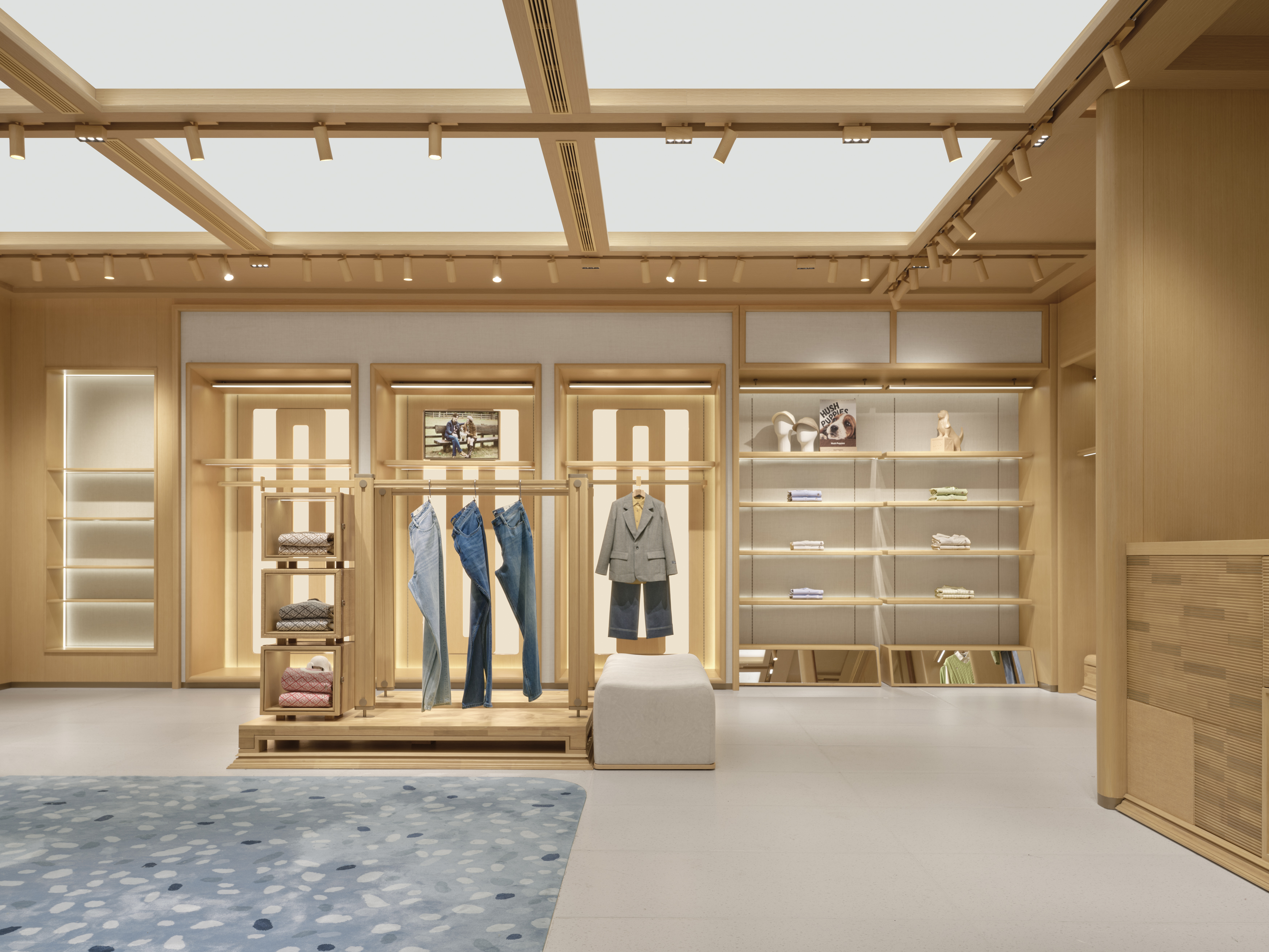 Hush Puppies中国首家主题旗舰店&middot; 上海 | STILL YOUNG